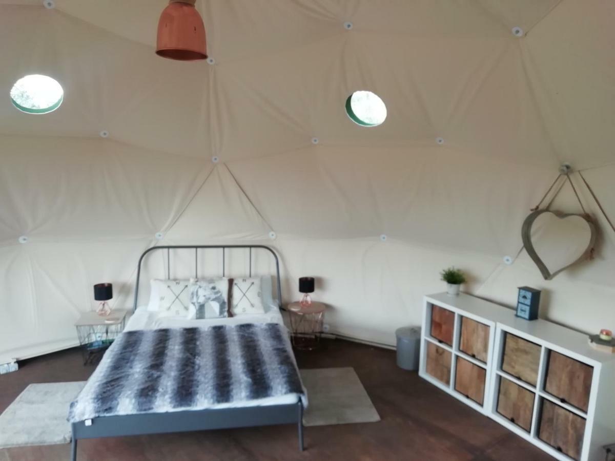 Отель Cerchio Del Desiderio Glamping Retreat Пескара Экстерьер фото