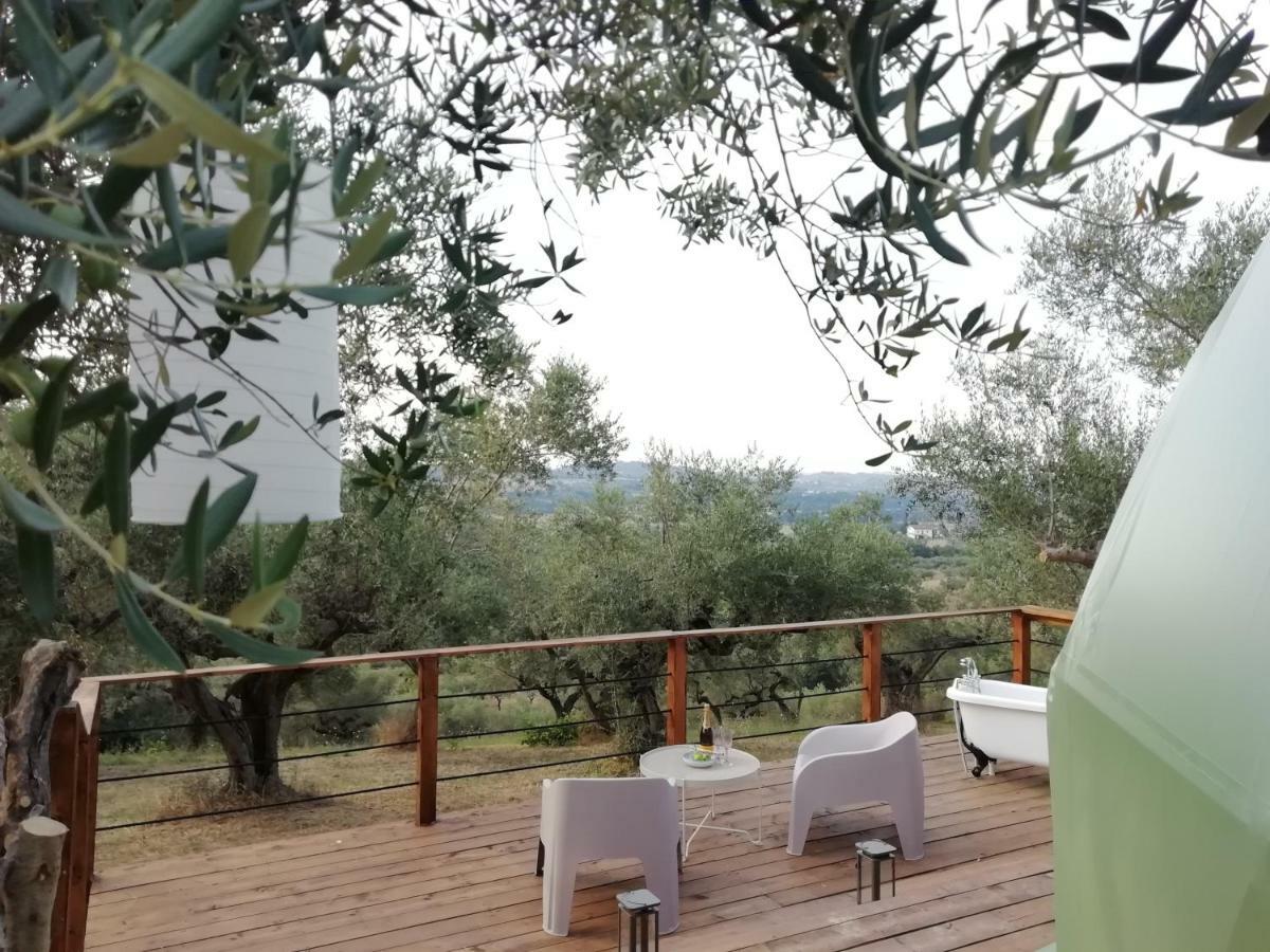 Отель Cerchio Del Desiderio Glamping Retreat Пескара Экстерьер фото